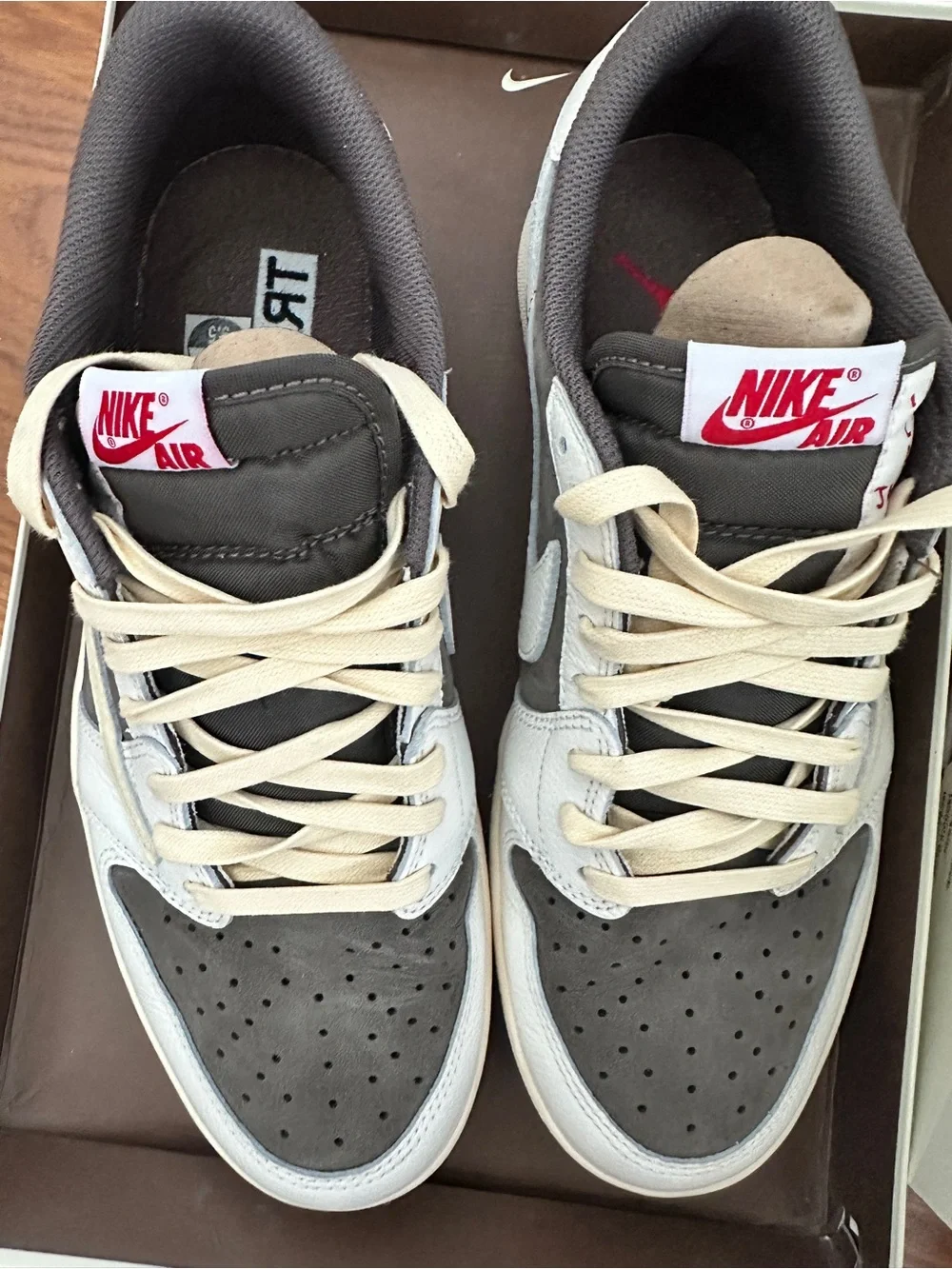 Travis Scott x Jordan 1 Low OG 